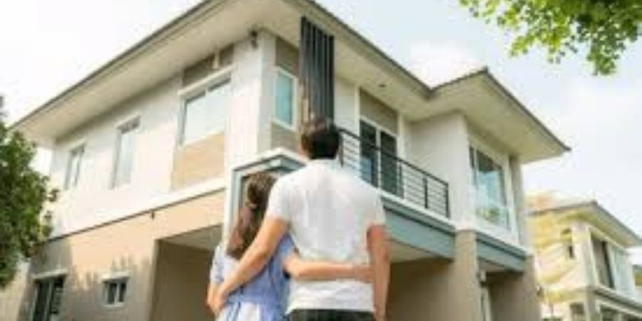 Cách xây nhà nên chọn hướng theo tuổi của vợ hay chồng?