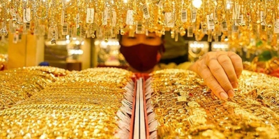 Cập nhật giá vàng 15h ngày 18/3/2026: Vàng SJC và vàng nhẫn giữ vùng 180–183 triệu, thế giới quanh mốc 5.000 USD