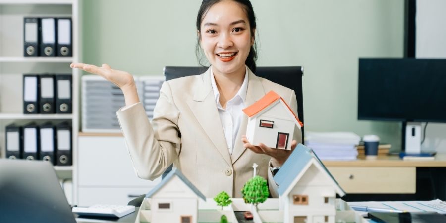 Xem chi tiết không được tuổi có nên xây nhà