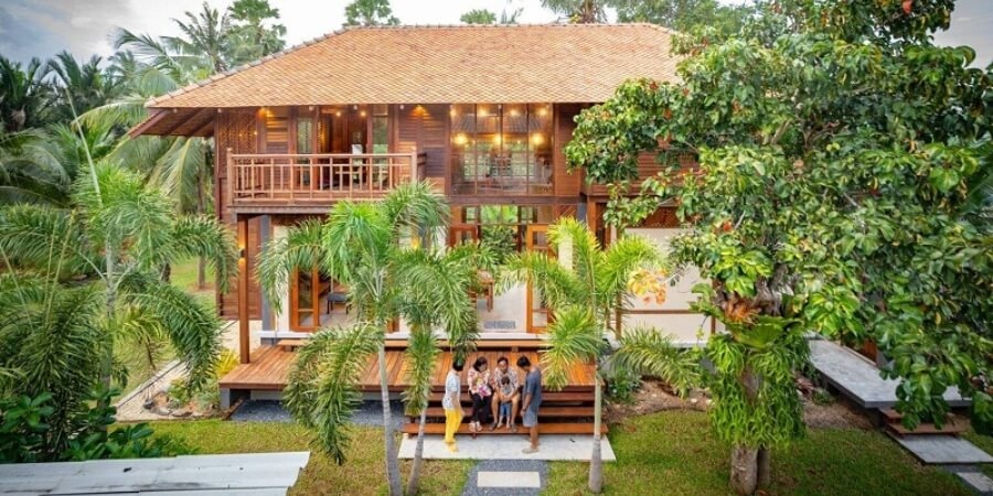 Xem thêm mẫu nhà gỗ 2 tầng hình vuông