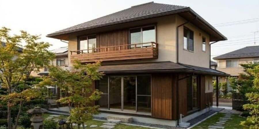 Mẫu nhà vuông 2 tầng mái Nhật